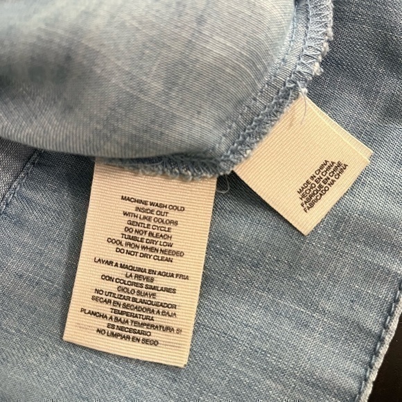 3/$30 _ RACHEL ROY | Blue Bell Sleeve Off the Shoulder Top - chambray -Large - Picture 6 of 7